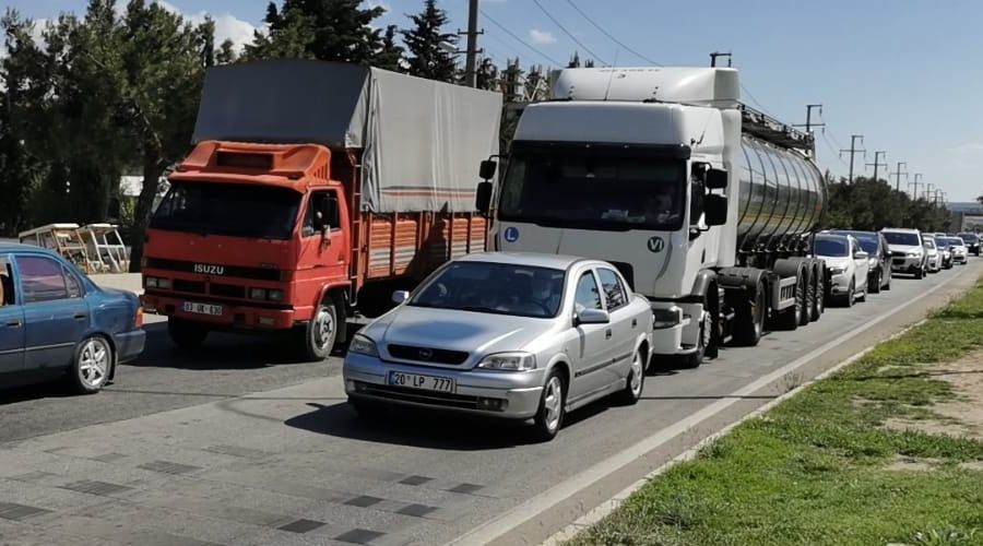 Kurban Bayramı tatili süresi daha belli olmadan vatandaşlar yollara düştü