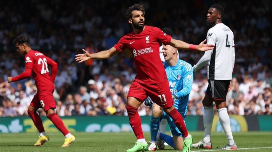 Liverpool ilk maçta tekledi
