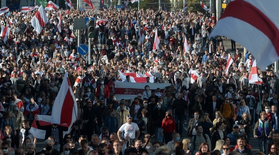 Lukaenko kart protestolar devam ediyor