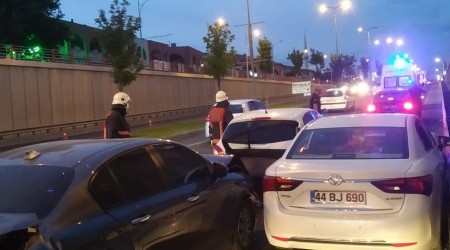 Malatya'da zincirleme kaza: 2 yaralı