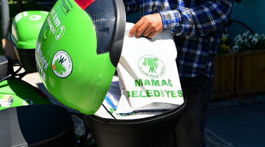 Mamak Belediyesi'nin 'Kitap Kapınızda' projesine ilgi büyük