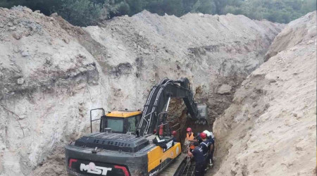 Manisa'daki gkte bir kiinin cesedi karld, bir kii aranyor