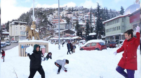 Mersinlilerin kar sevinci
