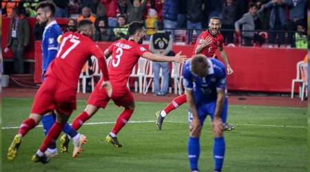 Milli Takım Gol Yağdırdı