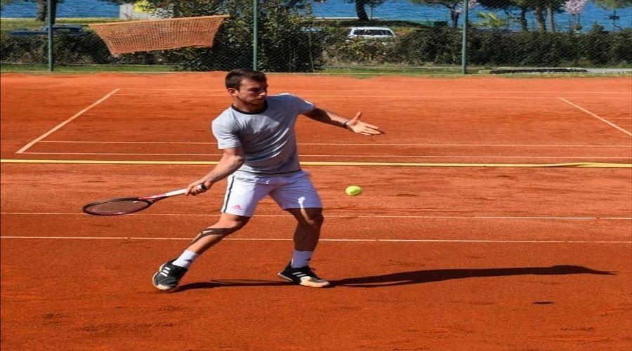 Milli tenis�imiz Almanya'dan �ampiyonluk m�jdesi g�nderdi