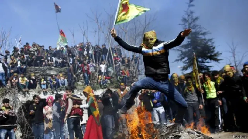 M�T ve emniyetten PKK'l� provokat�rlere operasyon: 26 g�zalt�