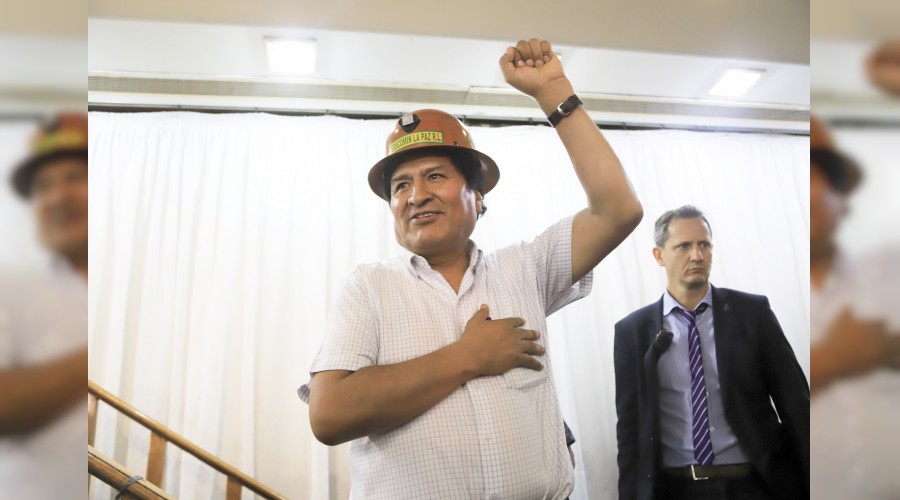 Morales pes etmiyor