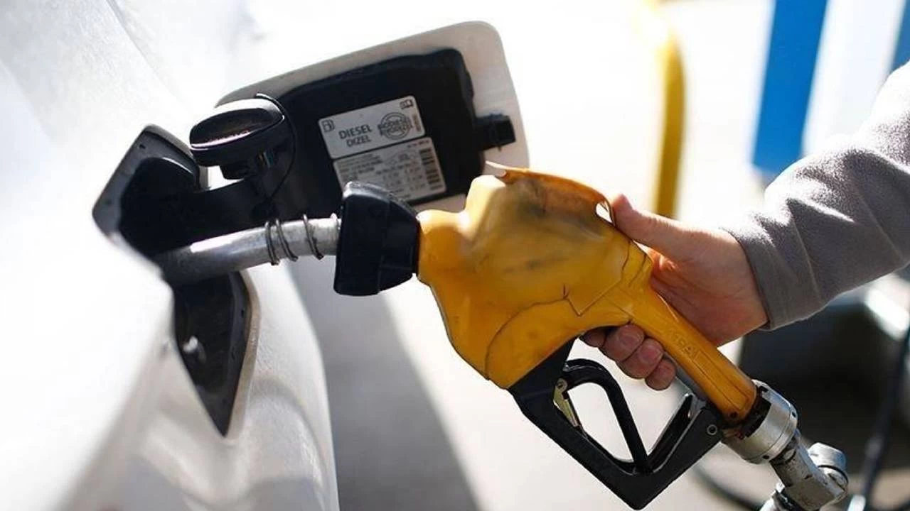 Motorine 9 g�n i�inde 3'�nc� zam geliyor