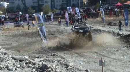 Off-road tutkunları Erzurum'da buluştu