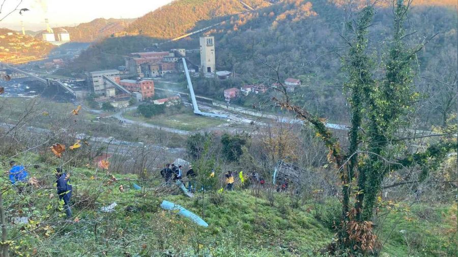 renci servisi 100 metreden yuvarland: 1 l, 18 yaral