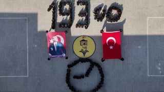 Öğrencilerden mest eden '09.05' ve '1938' koreografisi