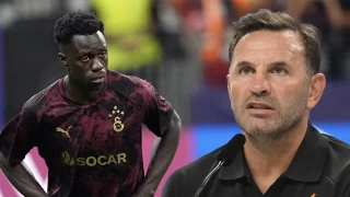 Okan Buruk'tan Davinson Sánchez sürprizi