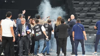 Olaylı derbi ertelendi