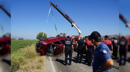 Otomobil sulama kanalına uçtu: 1 ölü
