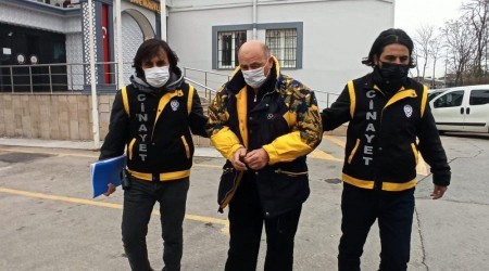 Otomobildeki cinayetin nedeni, boş şişe