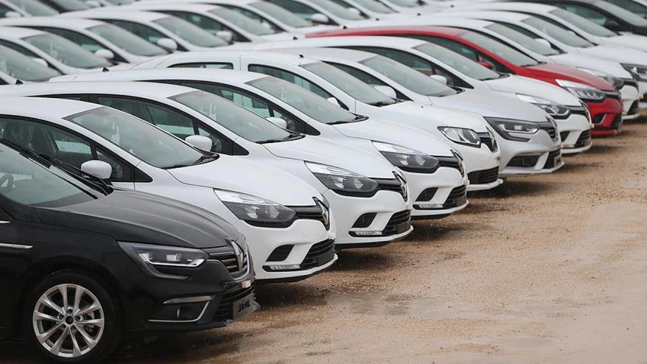 Otomotiv satışları Ağustos'ta rekor kırdı, işte en çok satan araçlar