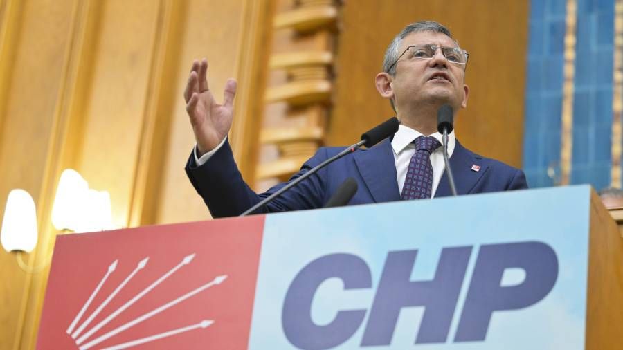 Özgü Özel'den Erdoğan'a: Seninle birlikte anayasayı çiğnemeye kalkarsam gözüm çıksın