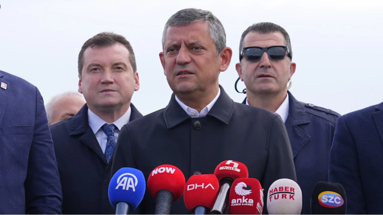 Özgür Özel: Bahçeli MHP grubuyla gurur duymalı