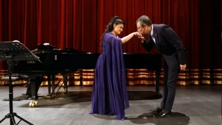 Özgür Özel, 'Bir Opera Gecesi" dinletisine katıldı