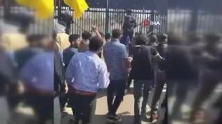 Pakistan'da ABD B�y�kel�ili�i �n�nde protesto: 8 �l�