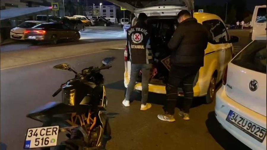 Plakas�n� kapatan s�r�c�ye 946 TL ceza kesildi