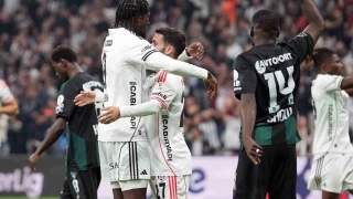 Rafa Silva gollerine devam ediyor