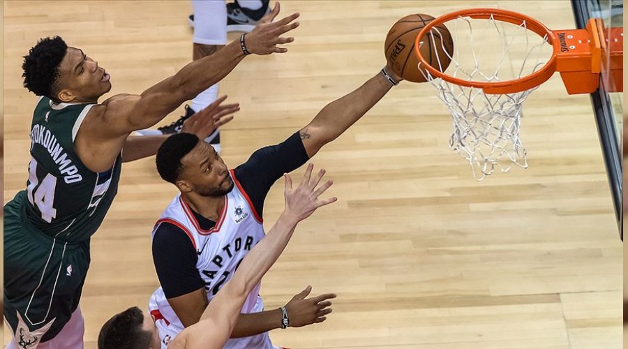 Raptors seriye tutundu