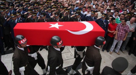 Resulayn'da bombalı saldırı: 1 şehit