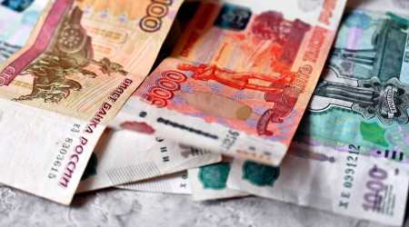 Rusya, dolar 'ksurat' yapt