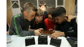 Sakarya'da "Robot ve Teknoloji Olimpiyatlar" balad
