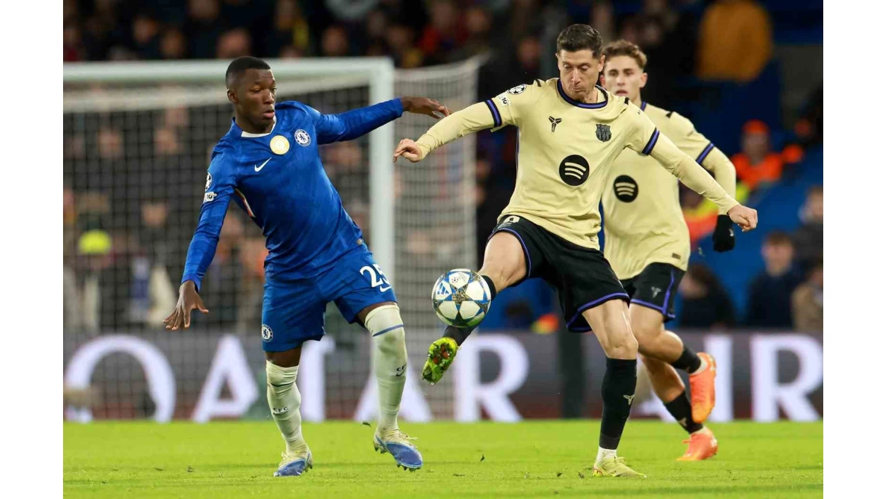 ampiyonlar Ligi'nde Chelsea, Barcelona'y 3 golle geti 