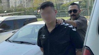 Samsun�da 17 ya��ndaki �ocuk 2 ki�iyi b��aklad�!