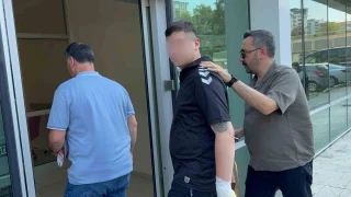 Samsun�da 17 ya��ndaki �ocuk 2 ki�iyi b��aklad�!