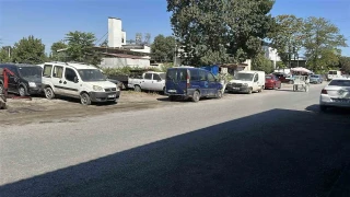 Sanayi sitesi Teksas'a döndü: Önce tüfekle ateş etti, sonra araçla ezildi