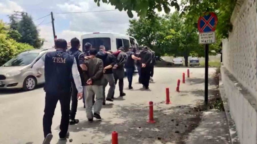 Seçim günü eylem hazırlığındaki teröristler yakalandı