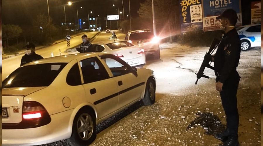 �ehre giri� yapan t�m ara�lar denetleniyor