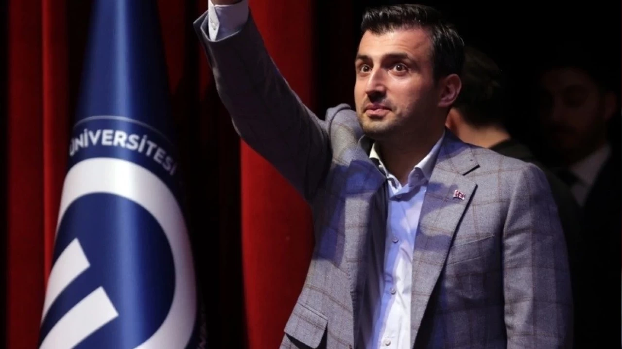 Selçuk Bayraktar, Recep Tayyip Erdoğan Üniversitesi'nde konuştu