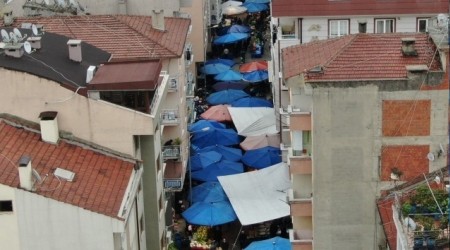 Semt pazarlarında sosyal mesafe hak getire!