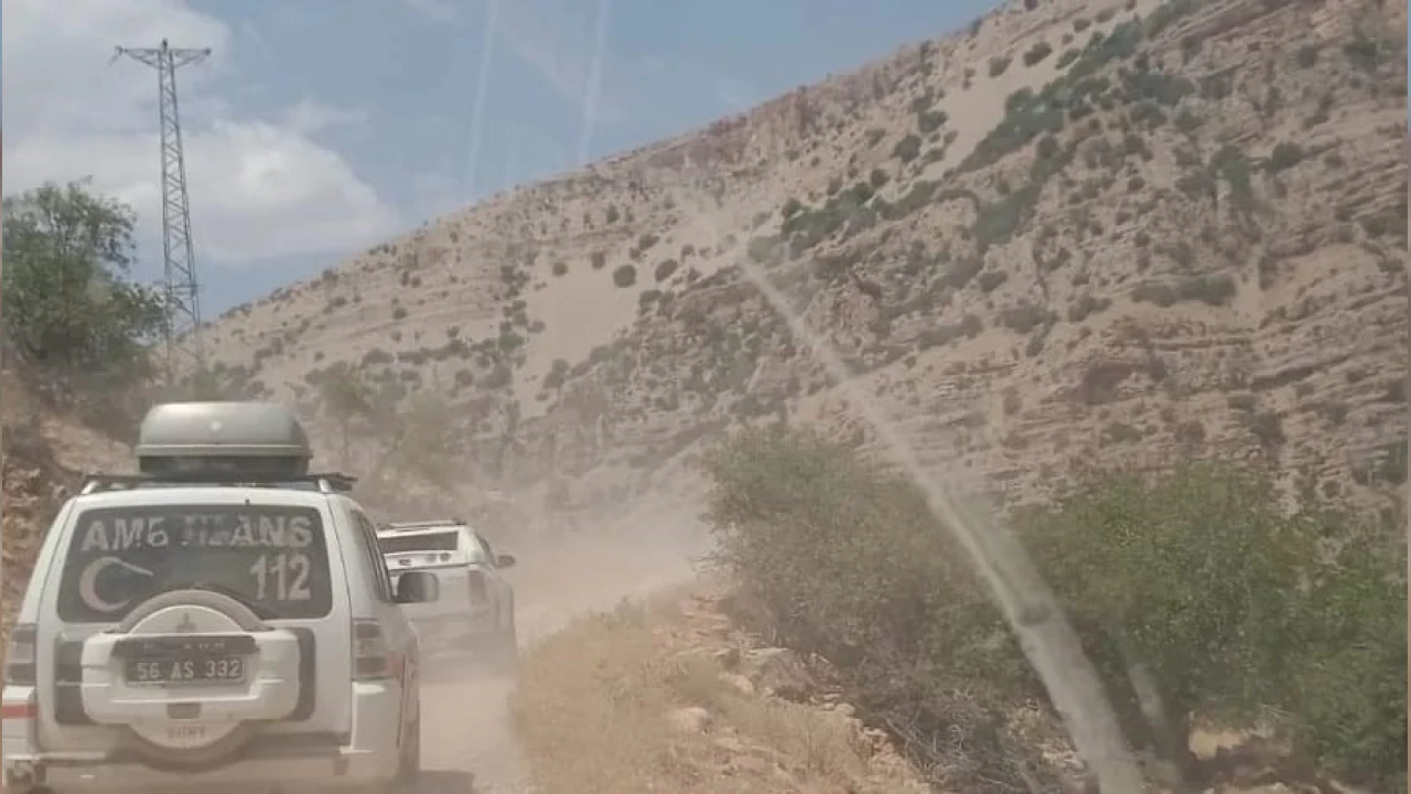 Siirt'te traktr devrildi: 2'si ar 7 yaral