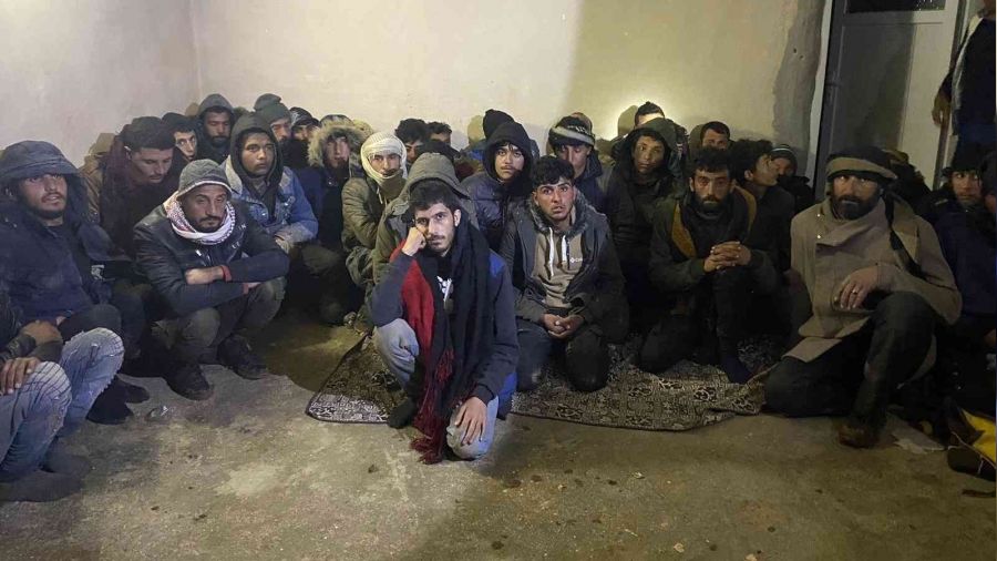 S�n�rlar�m�z kevgir... �anl�urfa'da 101 ka�ak g��men yakaland�