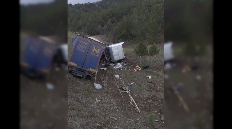 Sinop'ta t�r kaza yapt�: 1 �l� 