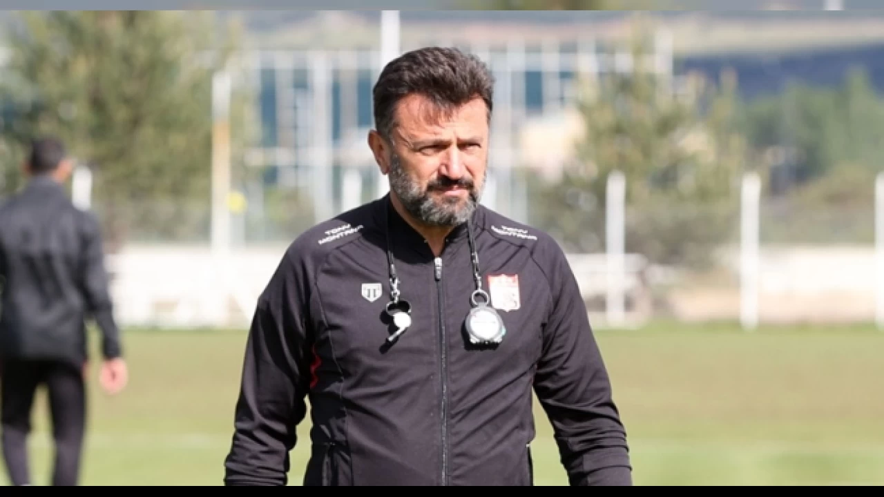 Sivasspor'da 20 futbolcunun s�zle�mesi bitiyor 