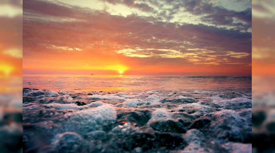 S�k�tun tefekk�r, s�z�n zikir olsun