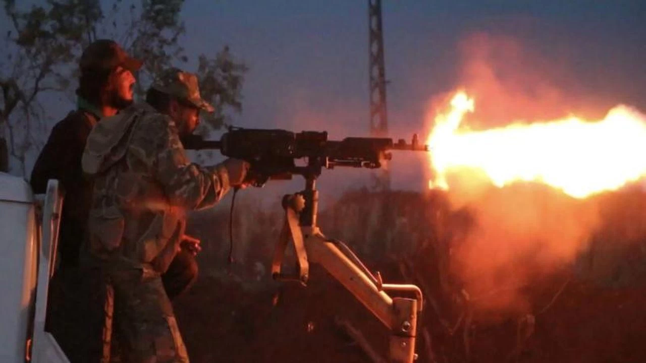 Suriye'de baskı altındaki Arap aşiretleri ile PKK/YPG'li teröristler 7 noktada çatıştı
