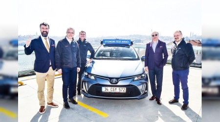 Sürücüsüz araç İstanbul trafiğinde
