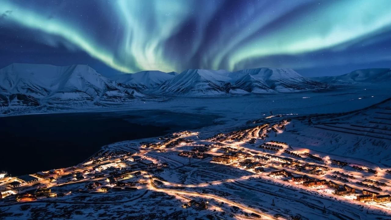 Svalbard: Kuzey Kutbu'nun byleyici kalbi