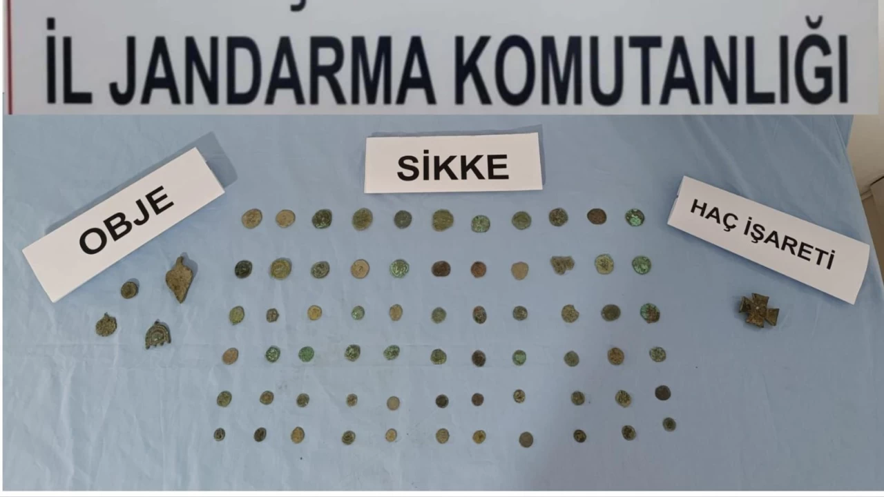 Tarihi eser kaçakçılarına jandarma operasyonu