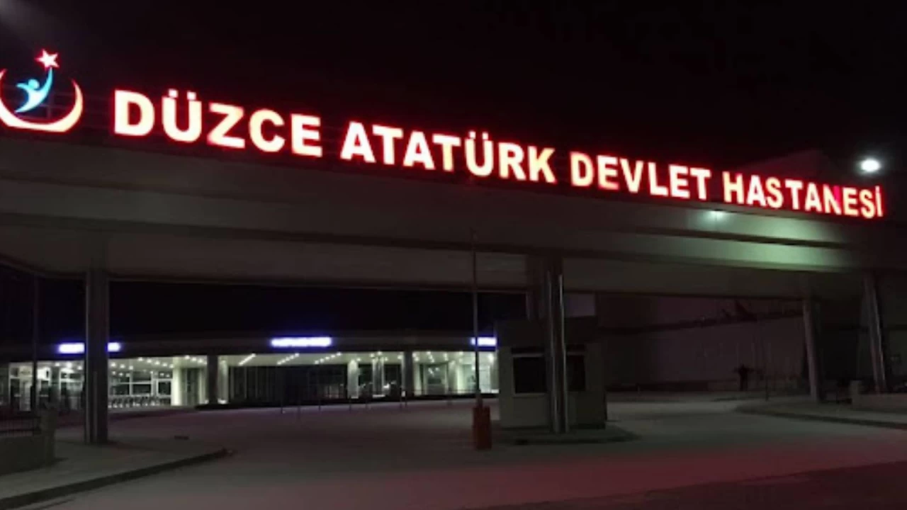 Tartıştığı kadını omuzundan vurdu