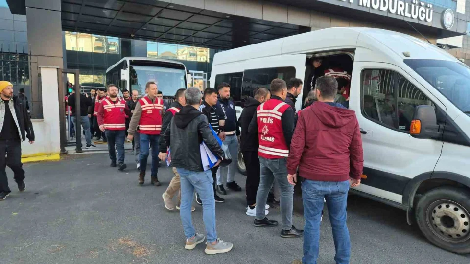 Tekirda� merkezli 18 ilde dev operasyon