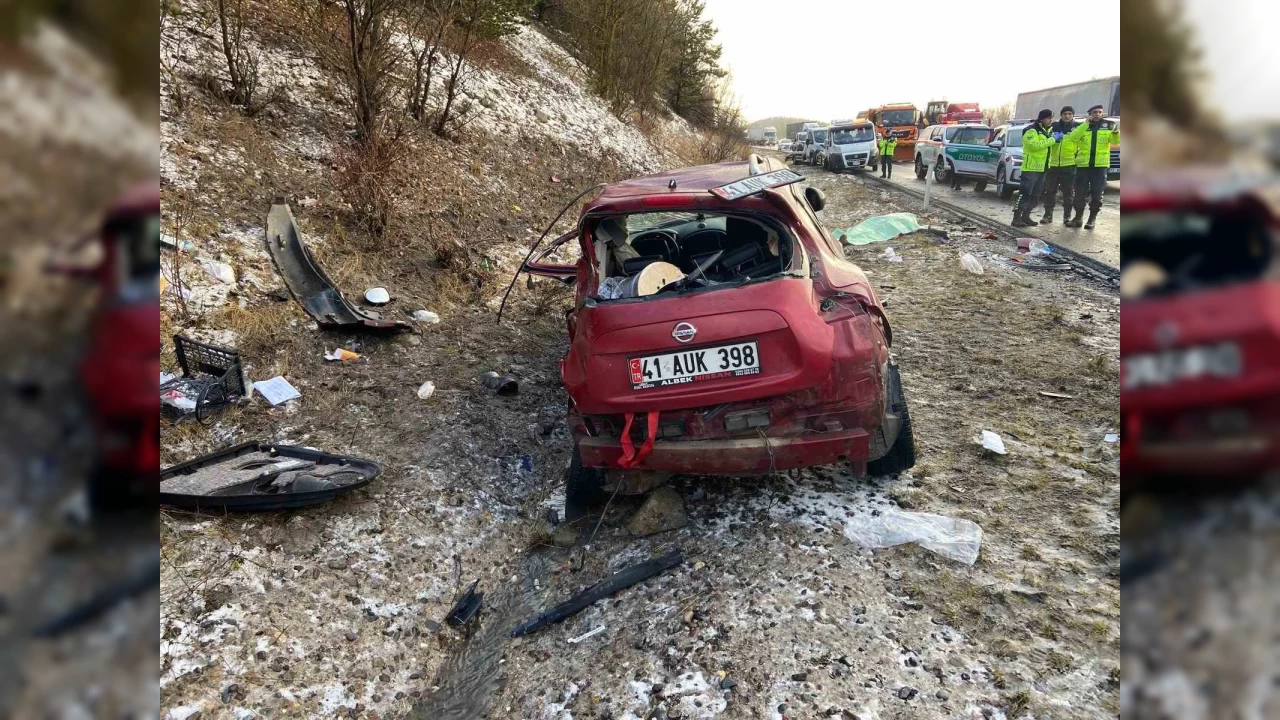 TEM'de feci kaza: 1 �l�, 4 yaral�